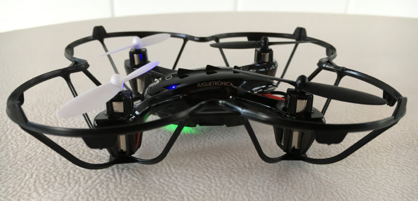 nano-drone-lateral