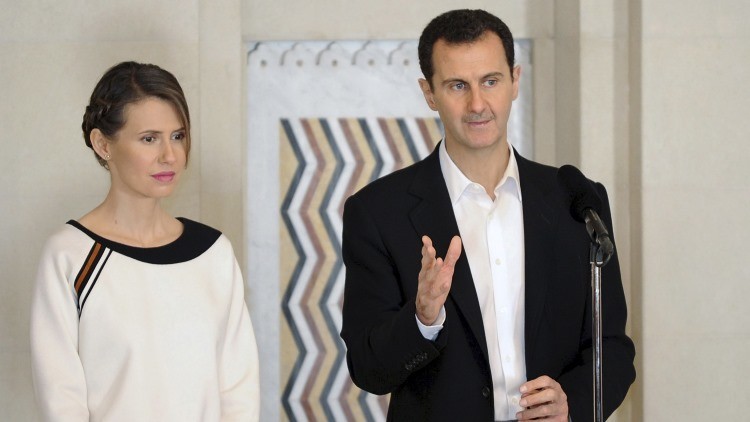 El presidente sirio Bashar Al Assad y su esposa Asma