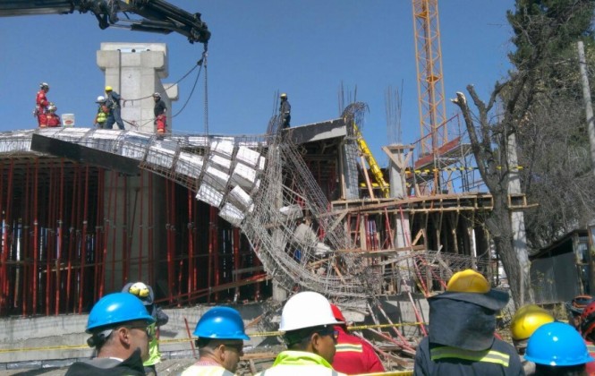 Suman 10 los heridos por el accidente en la construcción del teleférico en La Paz