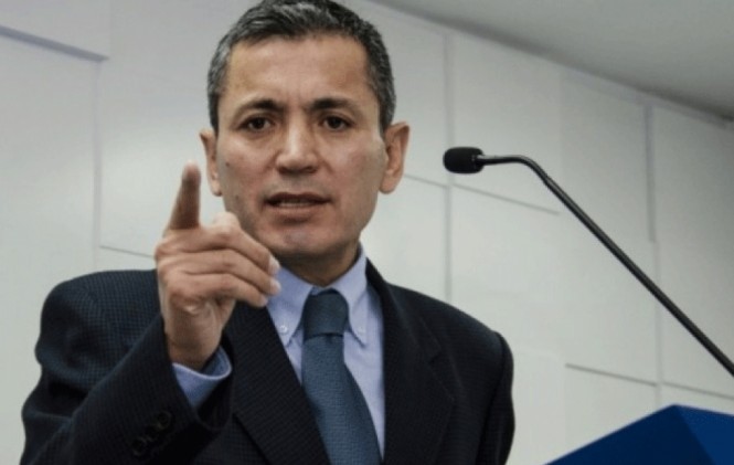 Ariñez ante versiones de renuncia: Es competencia del Presidente definir mi situación 