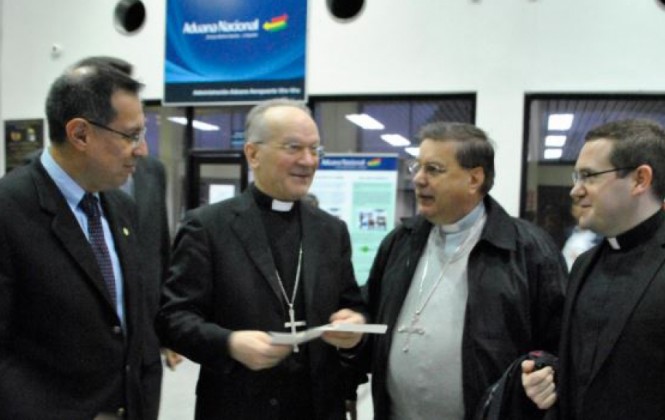 Llega a Bolivia el representante del Vaticano para celebrar los 50 aniversario de la Universidad Católica