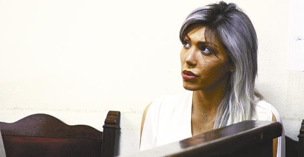 Surgen denuncias contra Zapata