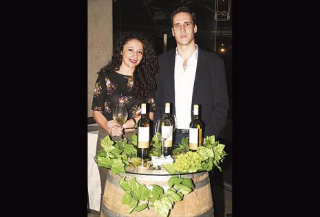Paulina Bascon y Luis Pablo Granier (gerente general de Campos de Solana)