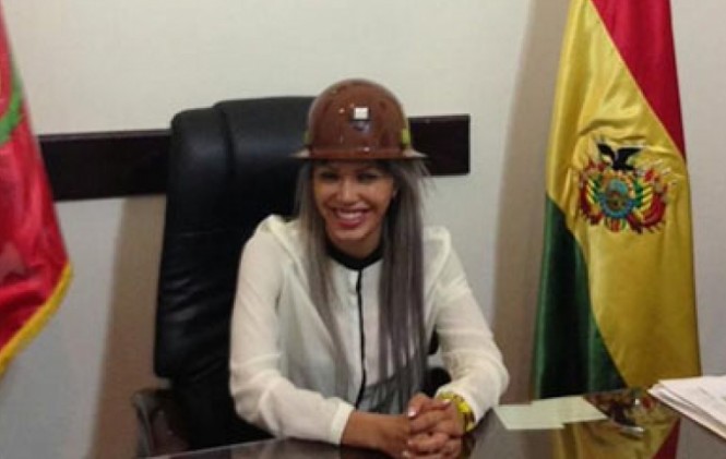 Para hablar con Zapata no hay que llevar ni bolígrafo y aceptar la compañía de un policía Para hablar con Zapata no hay que llevar ni bolígrafo y aceptar la compañía de un policía