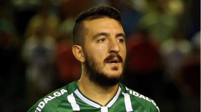 Román se destacó en sus participaciones con el equipo verdolaga. Foto: Archivo %image_alt%