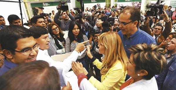 Hace diez días hubo una discusión entre autoridades que apoyan a Rubén Costas y los que lo critican