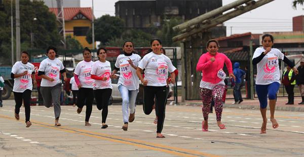 La categoría más numerosa fue la de 41 años en adelante. Compitieron madres, hijas, amigas, comadres y colegas en una pista de 150 metros
