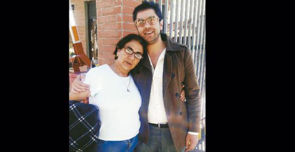un amor entrañable manuel es el más grande amor de su vida; son inseparables y la relación que ambos tienen es entrañable
