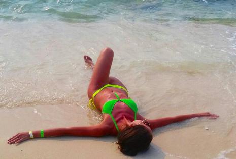 Disfrutando de la playa en Cartagena de Indias, Colombia
