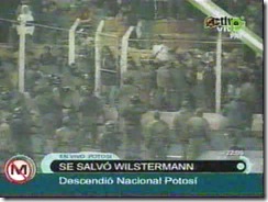VIOLENCIA-futbol-Policias 1