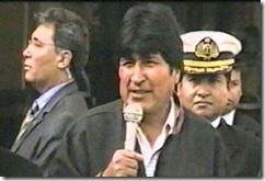 EVOMORALESentregavehicilosa3federaciones