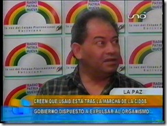 CARLOSROMEROsigueatacandoaUSAID