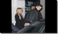 0221_pique_shakira_g-100x70