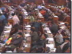 congresoapruebaochodos 1