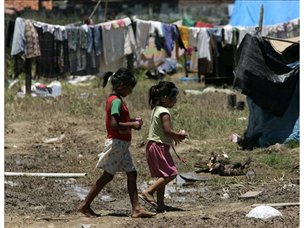 cuatro-millones-de-ninos-pobres-en-bolivia$304x228