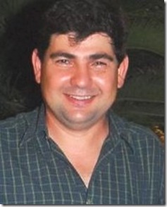 EDUARDO BOWLES