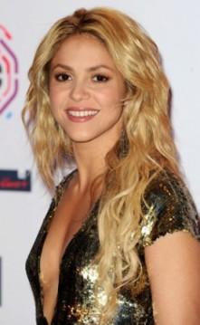 nota_http-www-quien-com-media-2011-02-23-shakira-1-jpg