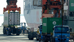 120125050244_japan_trade_deficit_yen_earthquake_304x171_afp