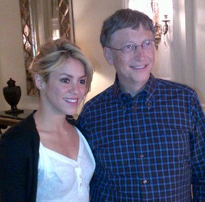 shakira-y-bill-gates-300-x-400_0