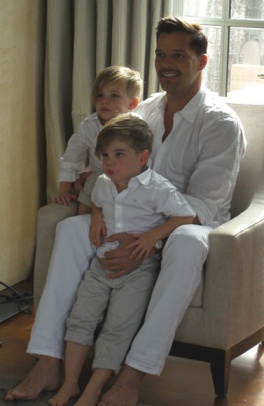 detras_de_las_camaras_con_ricky_martin_7133_377x580
