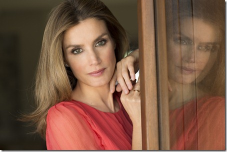 letizia_se_reinventa_en_chica_de_portada5