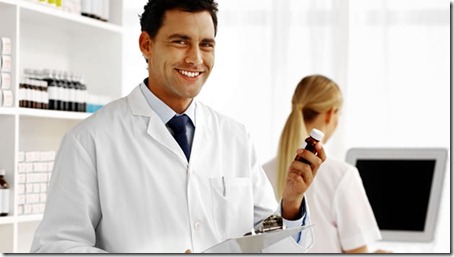 woman-doctor-medico-medicamento-pill-suplemento-smile