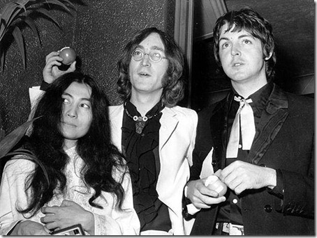 yoko-thebeatles