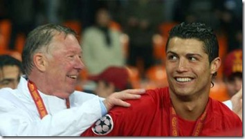 Cristiano-Sir-Alex-Red-Devils_OLEIMA20121116_0068_26