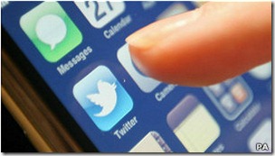 Twitter informó que tuvo que suprimir 5.275 mensajes y 599 archivos multimedia por violar derechos de autor.