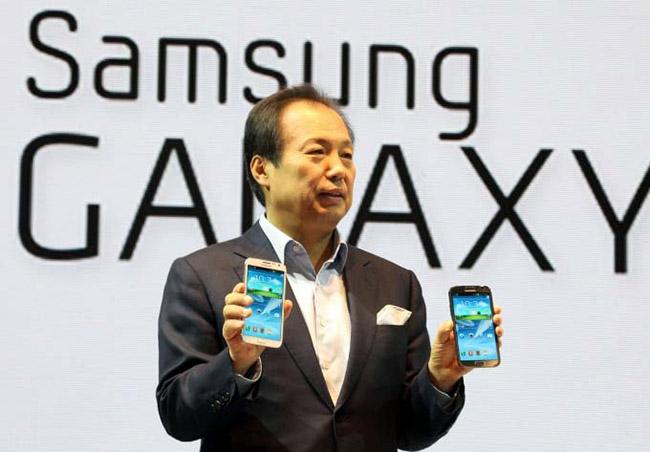 El presidente de Samsung, JK Shin, durante la presentación del Galaxy SIII