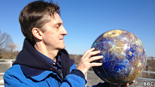 El doctor David Blewett dio los detalles sobre las imágenes de Mercurio.