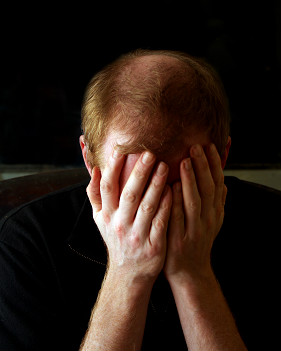 La tasa de suicidios de hombres en el Reino Unido es de 12 al día.