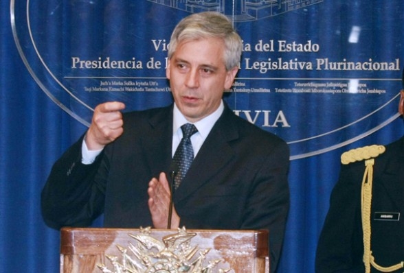 Vicepresidente quiere aportar a caso Chaparina con sus tres respuestas