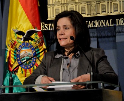 Muerte-de-Chavez-hizo-que-Evo-Morales-piense-mas-en-su-salud,-dice-ministra