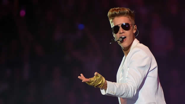 Las autoridades de Estocolmo encontraron una pequeña cantidad de narcóticos luego de que un policía oliera marihuana cerca del vehículo