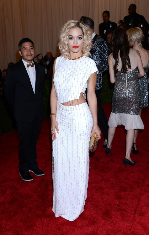 Rita Ora met 2013
