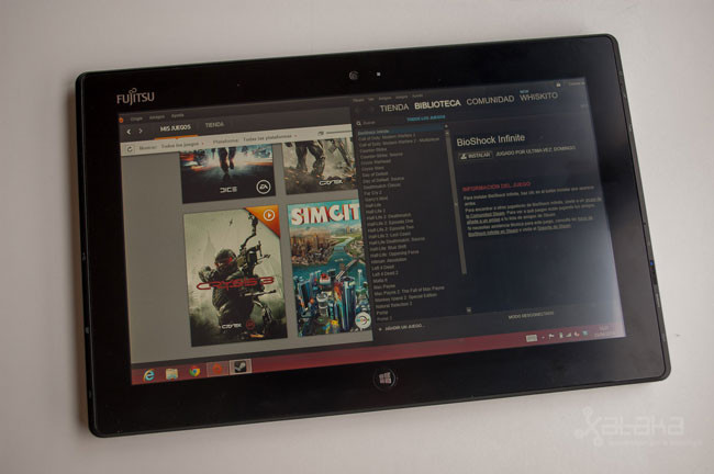 Fujitsu Stylistic Q702 Windows 8 tablet