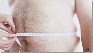 Con la edad los cambios del cuerpo nos hacen más propensos a acumular grasa en la cintura.