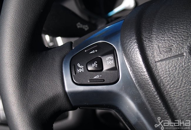 Botón para control por voz Ford Sync