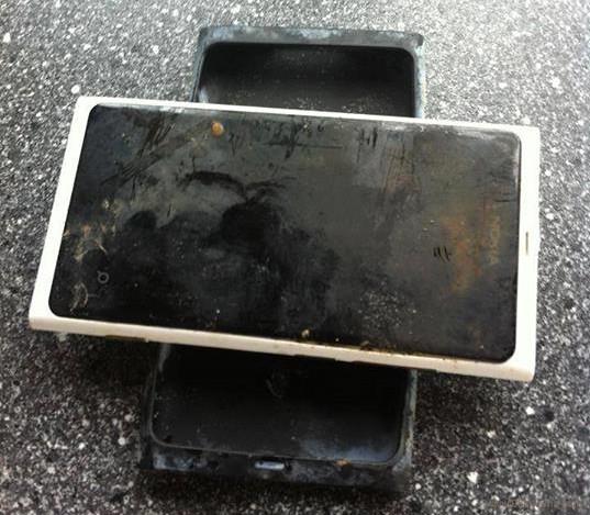 Nokia Lumia 800