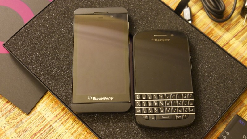 Blackberry Z10 vs Blackberry Q10