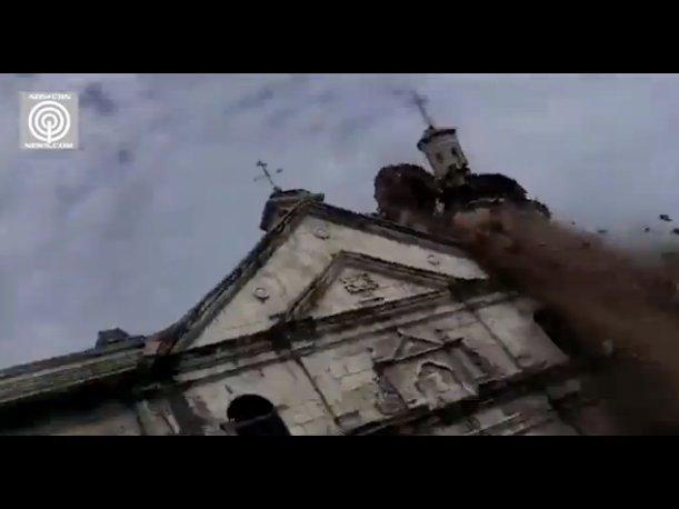 Filipinas: Nuevas y sorprendentes imágenes de los momentos del terremoto  (VIDEO)