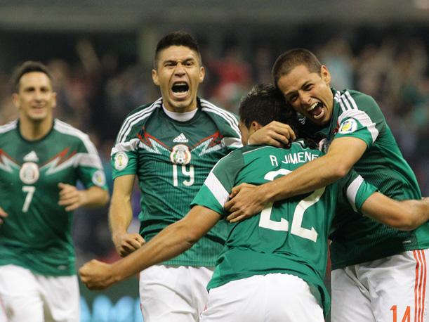 Brasil 2014: Golazo de chalaca salvó a México de la eliminación (VIDEO)