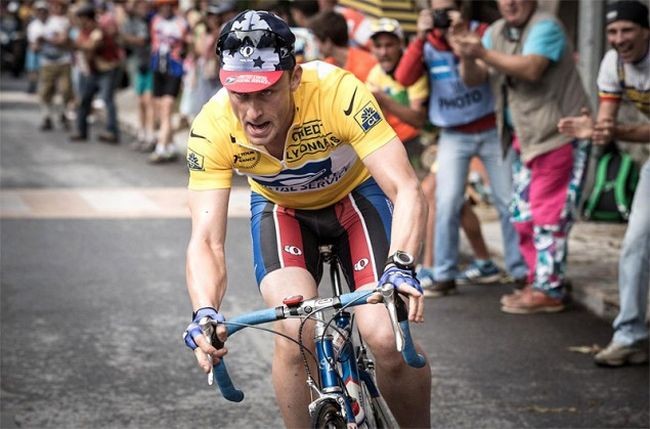 Ben Foster interpretando a Lance Armstrong