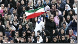 Por años, a las mujeres iraníes no se les ha permitido presenciar partidos de fútbol.