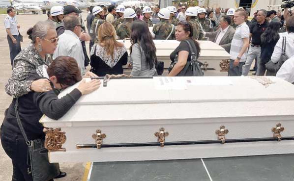 La familia Camacho perdió a dos hermanas, Lilian y Gloria, y a una sobrina, Xotchil Goitia. RÚbén rodrÍguEZ