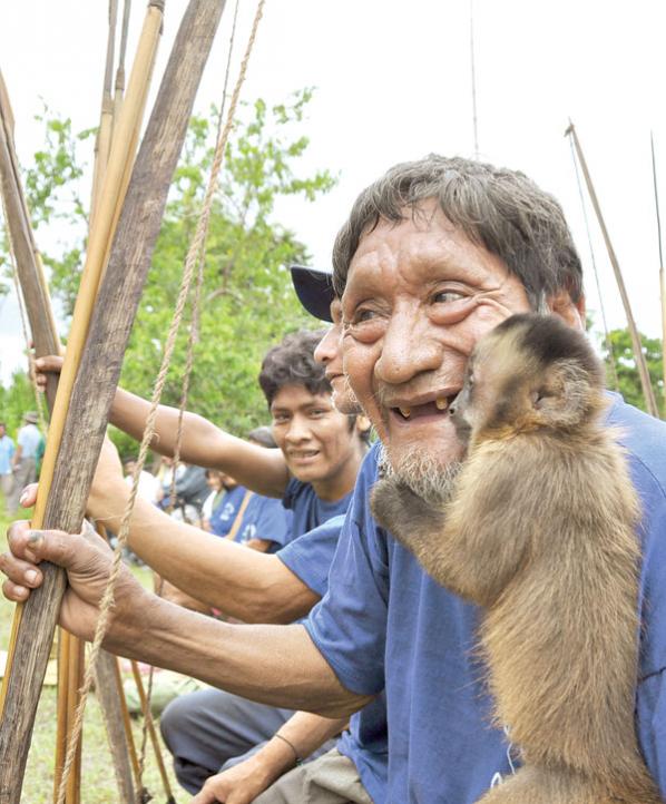 Se estima que quedan menos de 300 yuquis en el trópico cochabambino. archivo