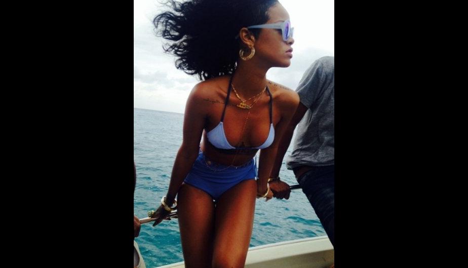 Rihanna disfruta del sol y el mar de su natal Barbados. Mira las fotos aquí Rihanna disfruta del sol y el mar de su natal Barbados. Mira las fotos aquí