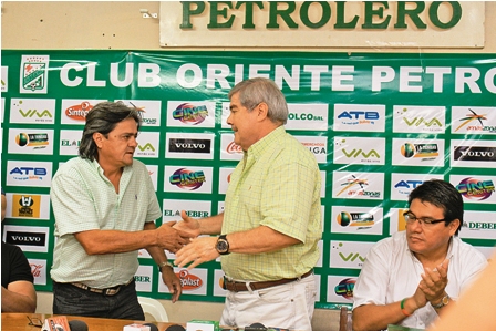 Se-marcho-Antelo-y-llego-Álvarez-a-la-presidencia