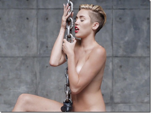 miley-cyrus-wrecking-ball-video